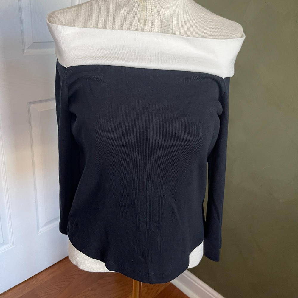 Ralph Lauren Black and White off the shoulder top with 3/4 sleeves Size PM